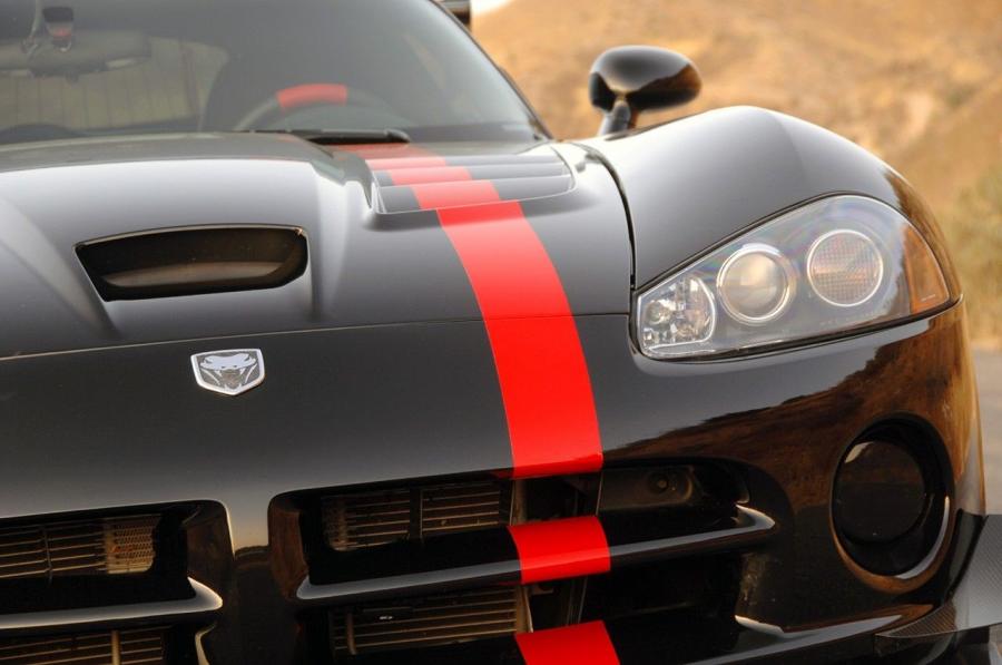 Детали экстерьера Dodge Viper SRT10 ACR 2008 года  (фото 78 из 86)